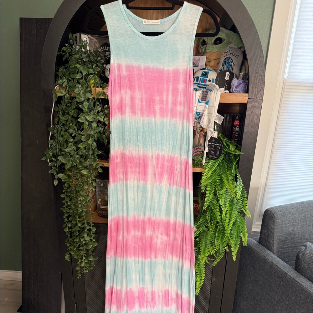 Colorful Tie-Dye Maxi Dress